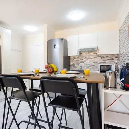 Apartamento Okstay Marina Palace Tenerife With Balcony And Pool View Costa Adeje (Tenerife)